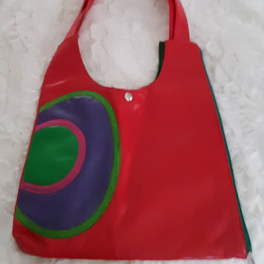 Fun side-zip 'pleather' tote.